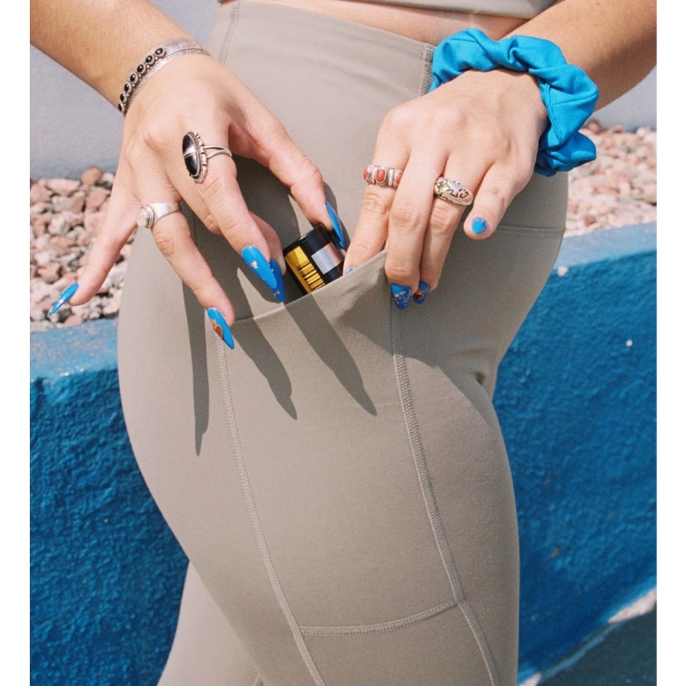 GIRLFRIEND COLLECTIVE- pocket legging fall 2020